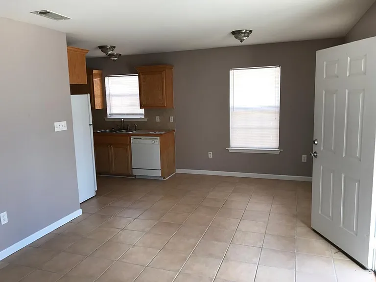 43166 Winchester Dr — Photo 9