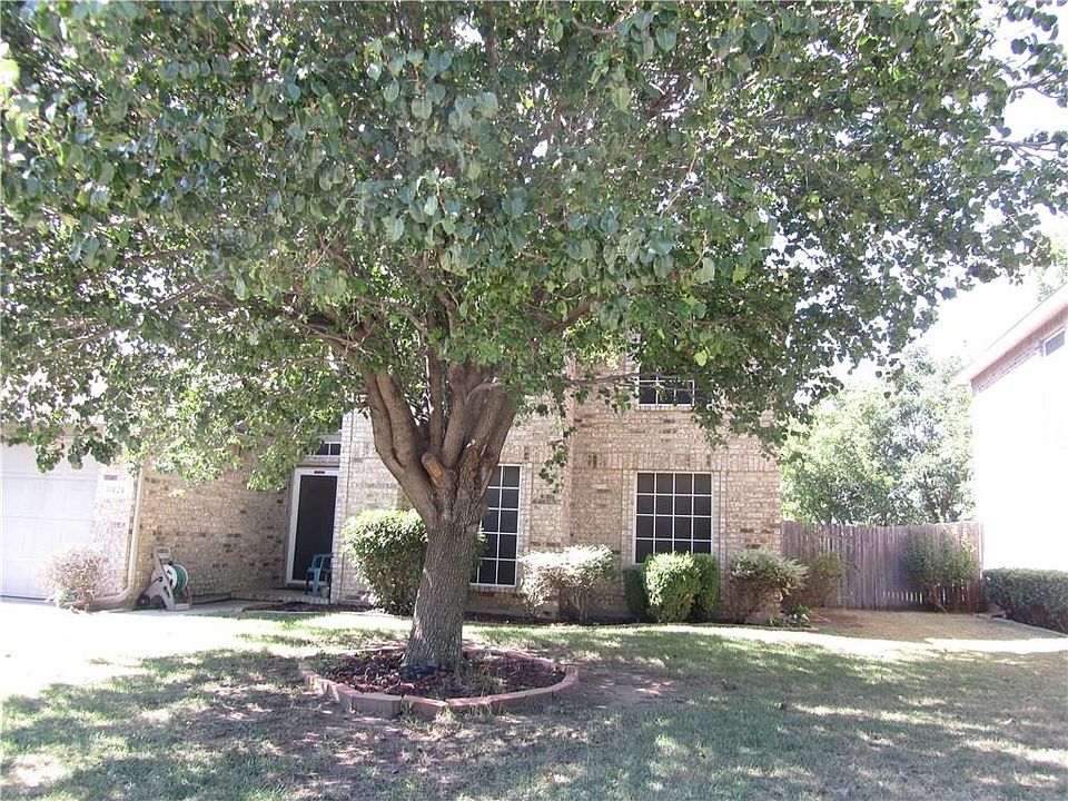 1st image of 8424 Clearbrook Dr