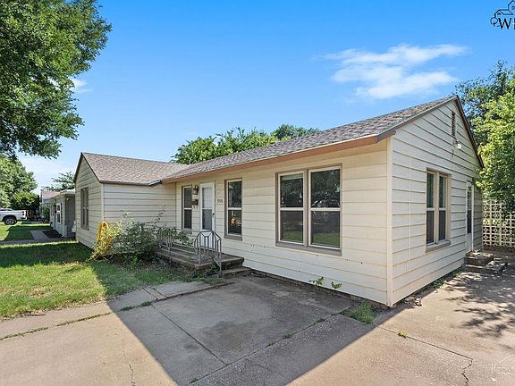 3rd image of 3906 Gayle Ave
