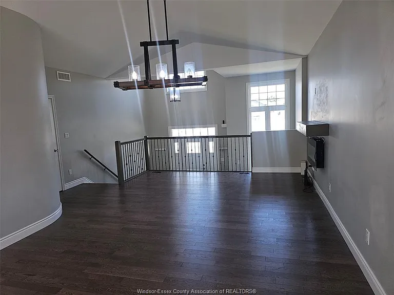 192 Lennox Ave — Photo 5