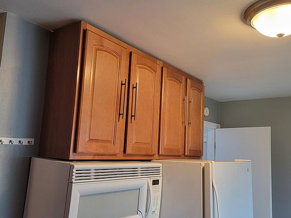 5th image of 2210 W Camille St