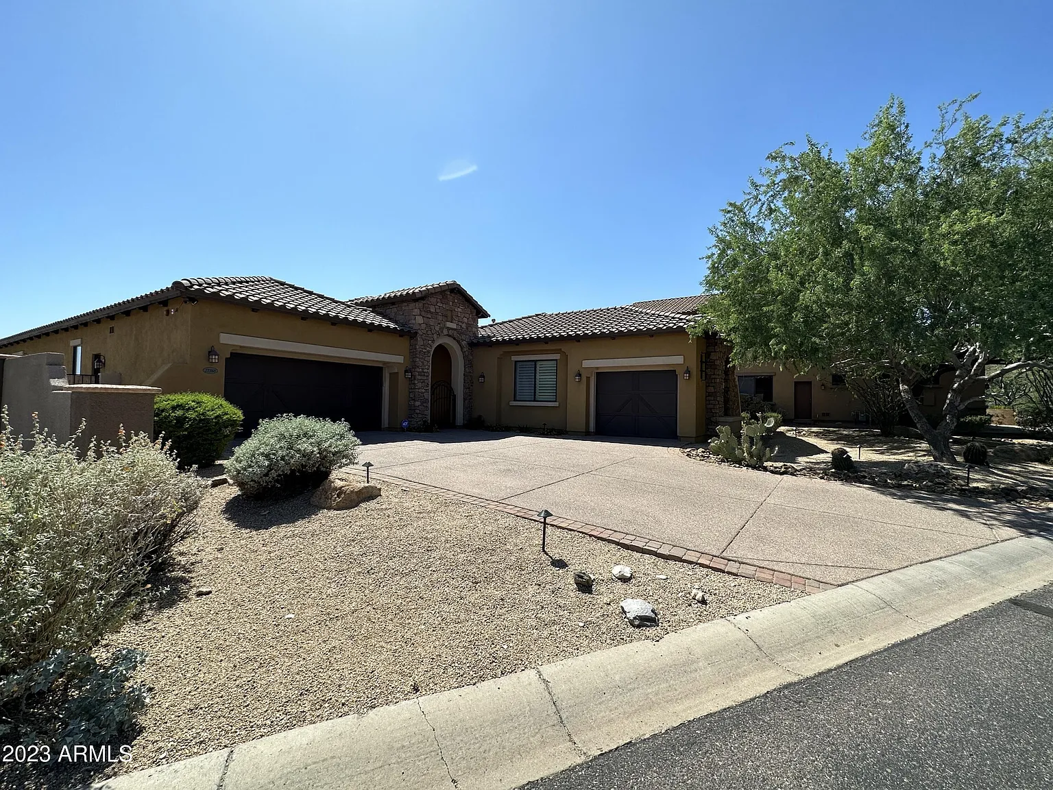 4 bed, 3.5 bath, 3358 sqft, $9,250 — Photo 4