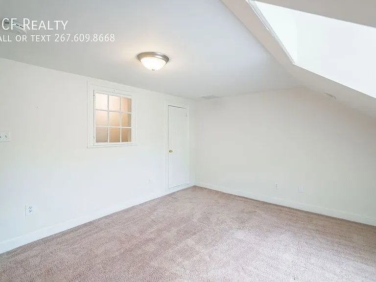 535 Spruce St #B — Photo 24