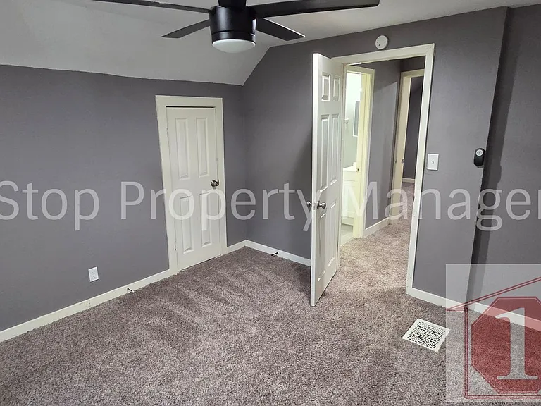 501 Kensington Ave — Photo 11