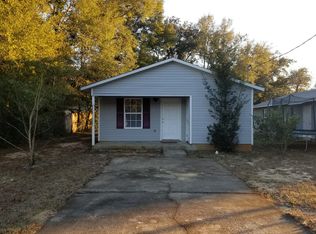 6605 Plymouth St, Milton, FL 32570