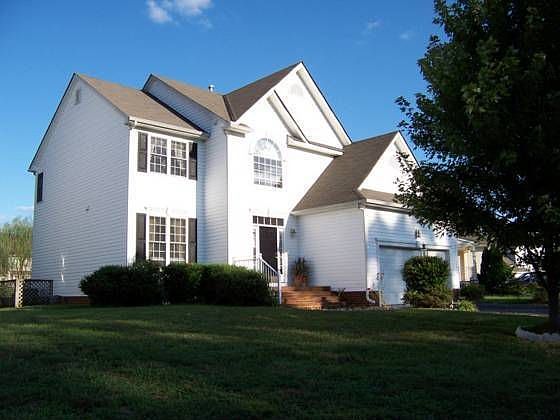 1st image of 713 Green Garden Cir
