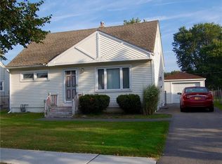 102 Nokomis Pkwy, Cheektowaga, NY 14225