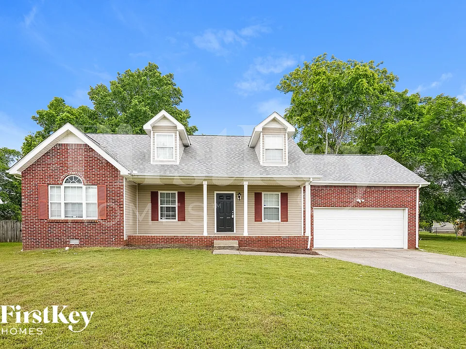 1506 Dodd Trl