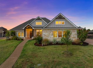 324 Stone Manor Dr, Mc Gregor, TX 76657