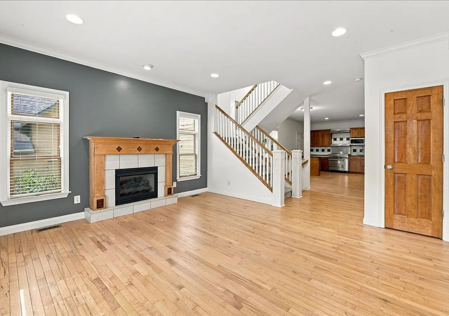 470-472 S Pine St — Photo 3
