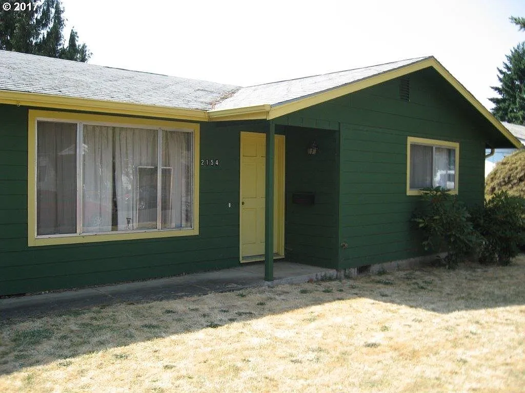 2154 Golden Gardens St photo 1
