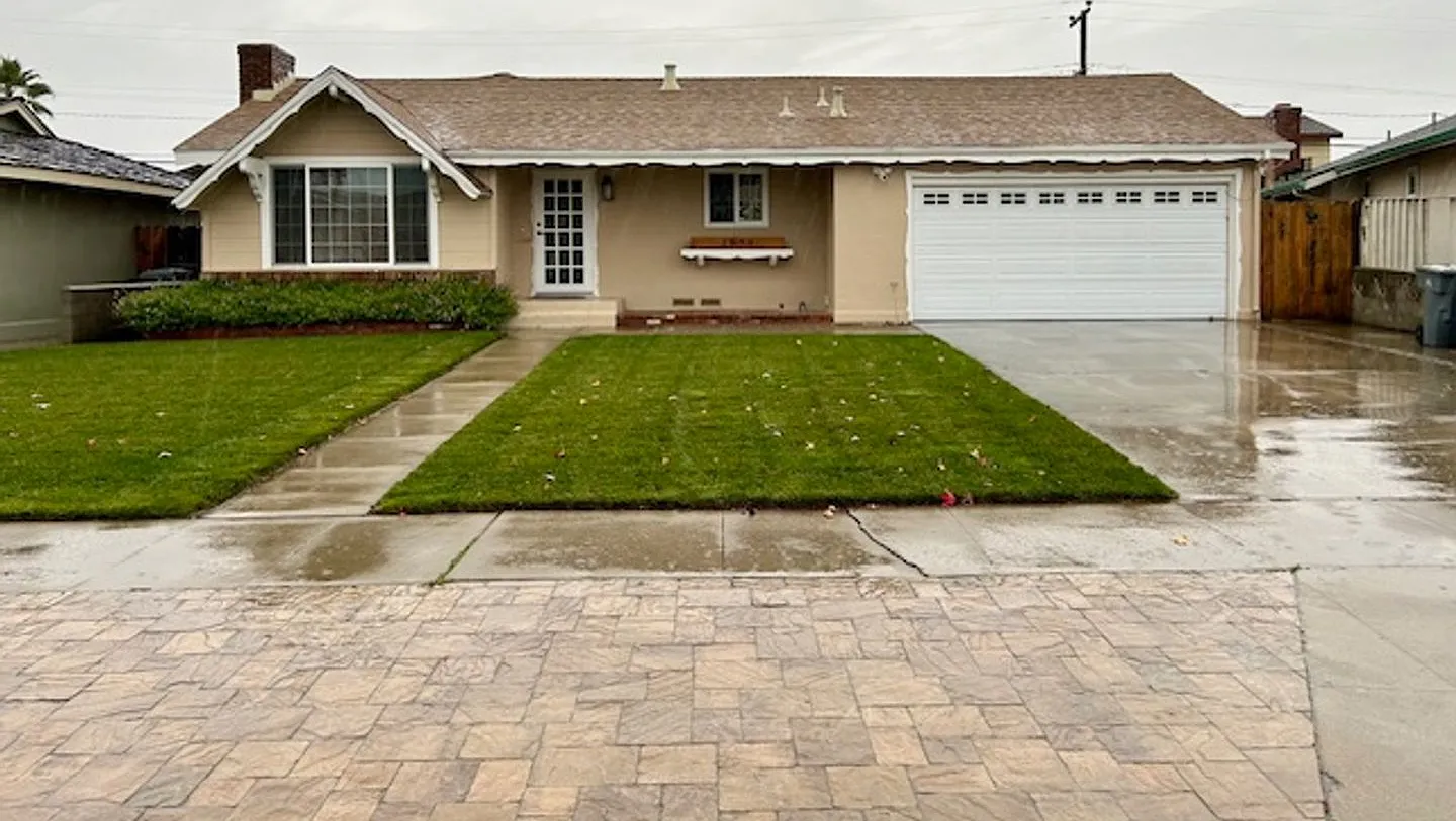 3 Bedroom 2 Bathroom Home Available Now For Rent! — Photo 1
