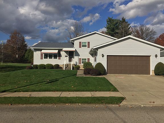2nd image of 236 E Friend St