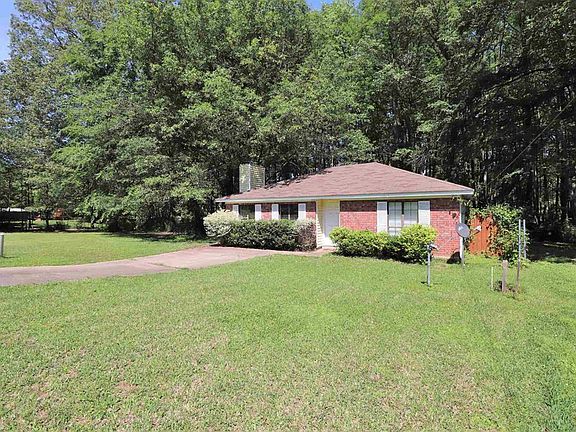 2nd image of 214 Cedarbrook Dr