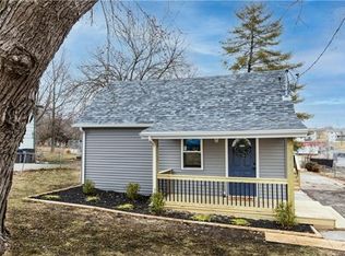 400 N Independence St, Pleasant Hill, MO 64080