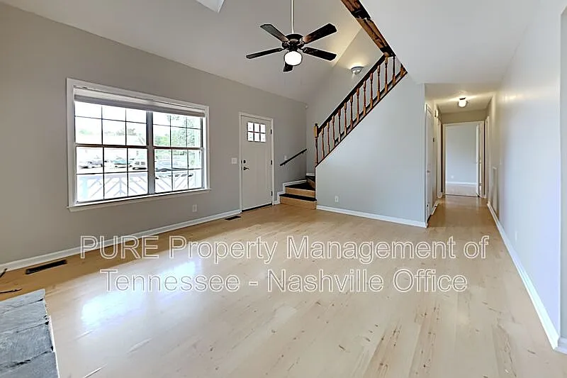 3 bed, 2.0 bath, 1786 sqft, $2,228 — Photo 4