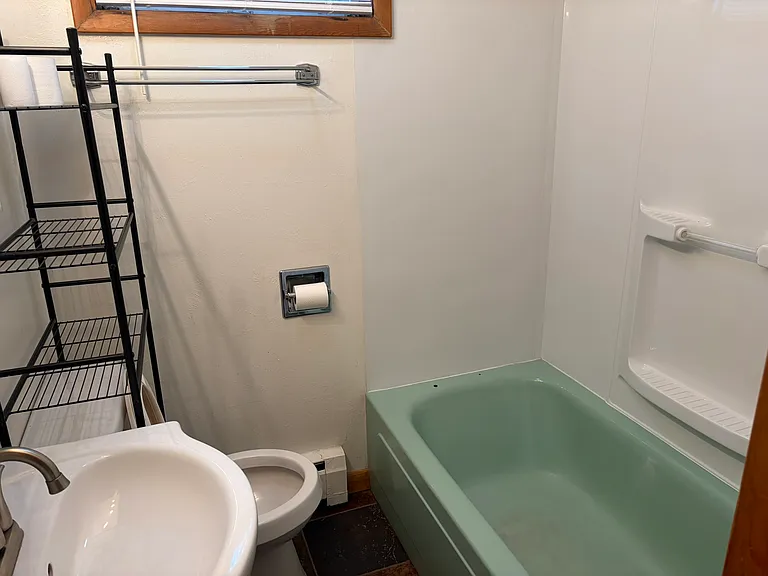 1005 E Sully St #A — Photo 5