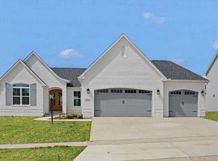 1203 Willowgrove Ln, Mahomet, IL 61853