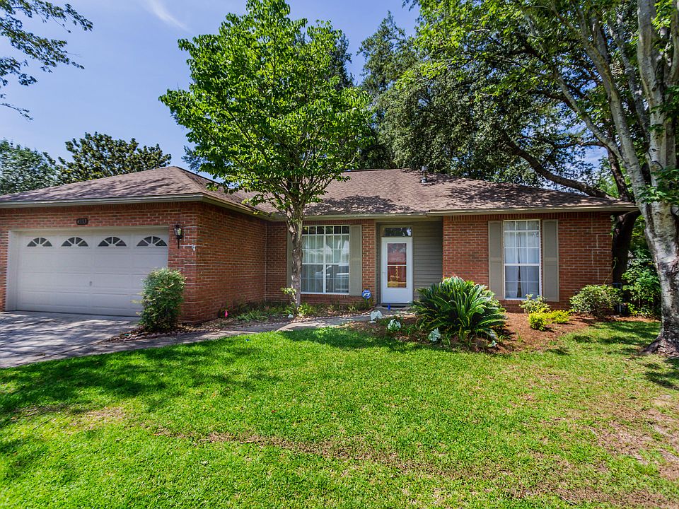 1st image of 4553 Parkwood Ct