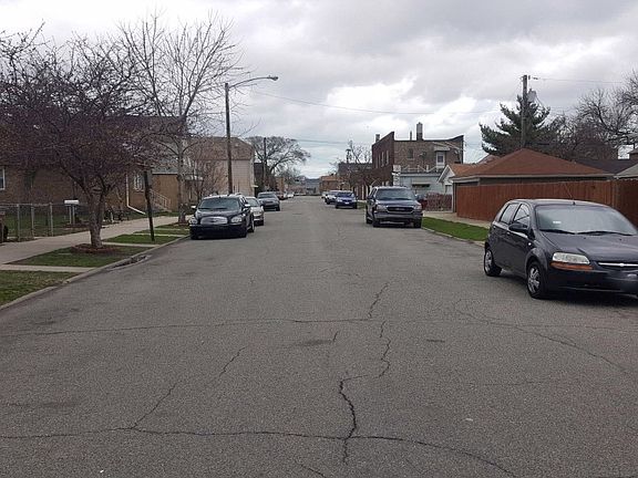 5th image of 5022 Reading Ave