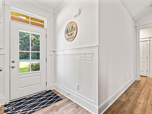 5th image of 1152 Grandview Drive