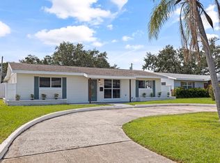 934 41st Ave NE, Saint Petersburg, FL 33703