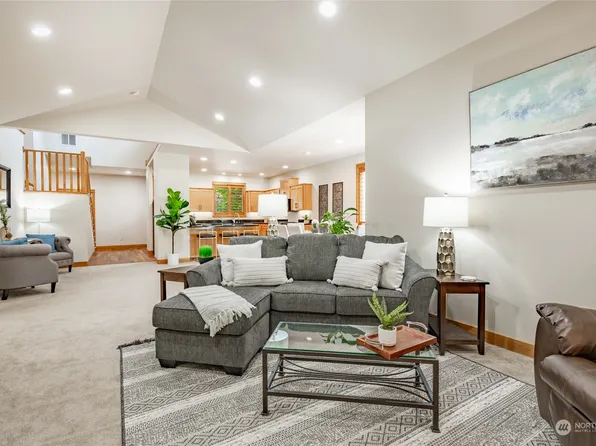 9021 Gleneage Drive #17, Blaine, WA 98230