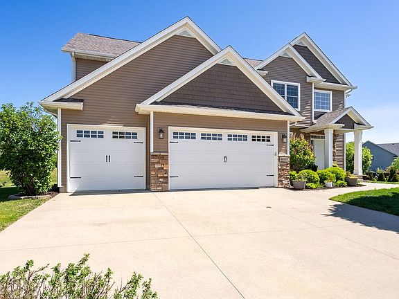 3rd image of 6151 Spring Cir