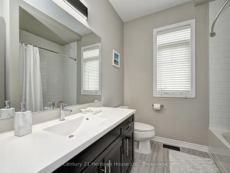 219 Falconridge Dr — Photo 30