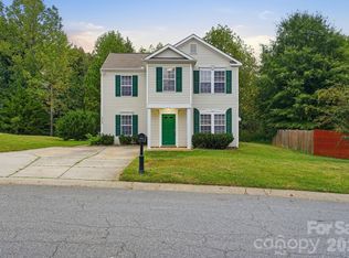 9306 Tiger Lily Ln, Charlotte, NC 28215