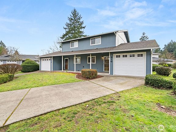 2nd image of 814 816 Soroya Drive SW