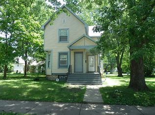330 S Rosewood Ave, Kankakee, IL