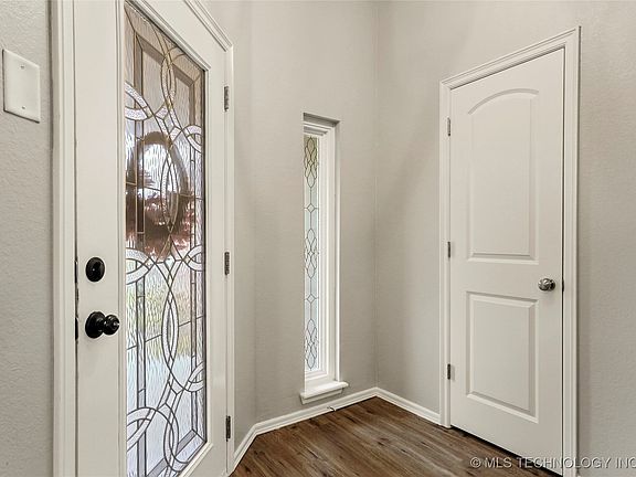 5th image of 18717 E 50th Pl S