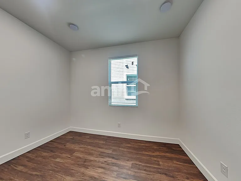 2726 Fierce Star Ave — Photo 16