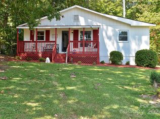 329 Lakeview Rd, New London, NC 28127