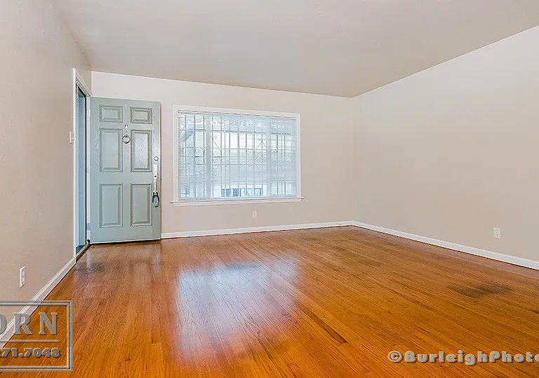 145 Gardiner Ave #A — Photo 5