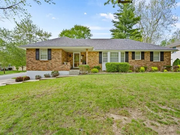 800 N Arapaho St, Independence, MO 64056