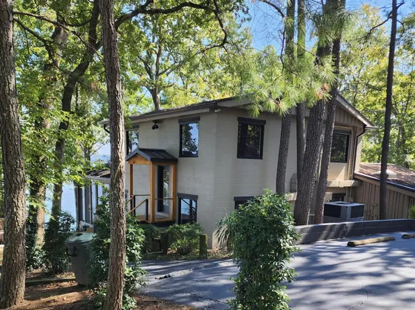 220 Swan Bay Dr, Buchanan, TN 38222