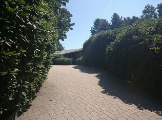 9 Singletree Rd, Brookline, MA 02467