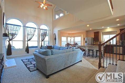 5th image of 924 Monticello Dr