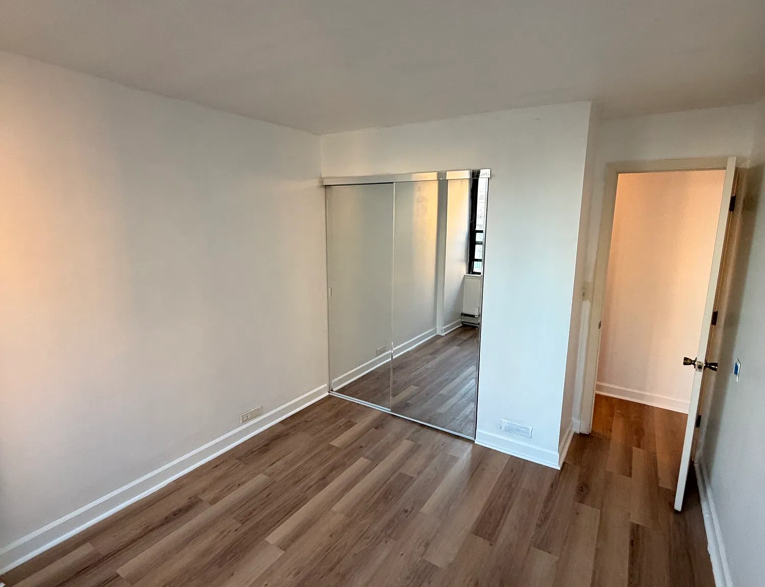 1 bed, 600 sqft, $2,300 — Photo 2