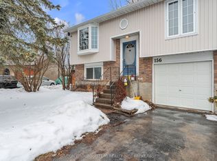 156 Pruyn Cres, Loyalist, ON K0H 1G0