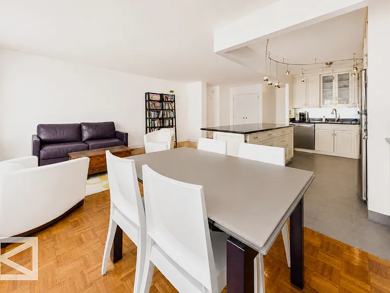 155 W 68th St #1203 — Photo 3