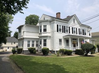 23 Livingston St APT C, Rhinebeck, NY 12572