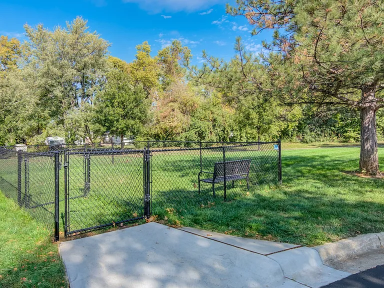 Jefferson Park — Photo 16