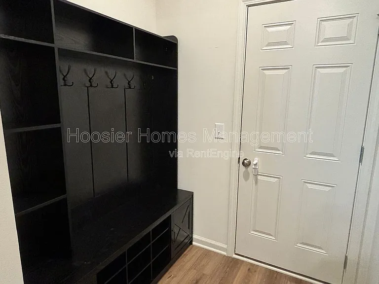 7255 Shroyer Way — Photo 10