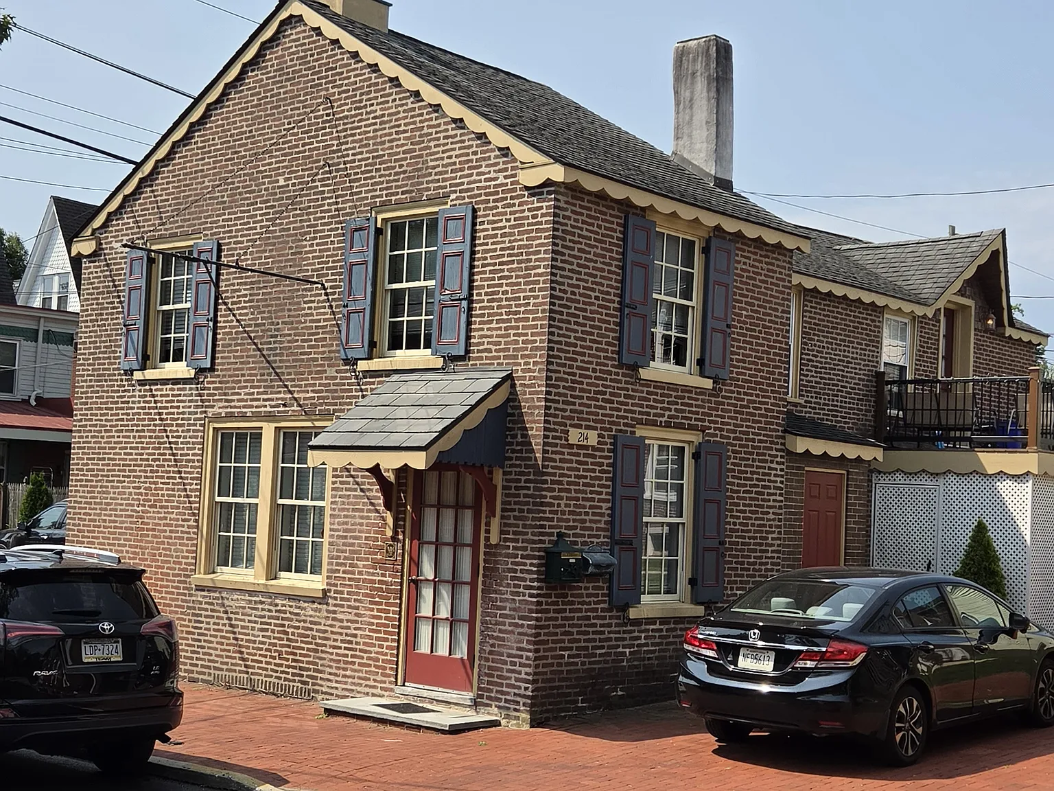 2 bed, 1000 sqft, $2,400 — Photo 4