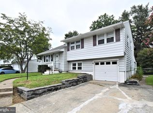 3619 Deepwater Ln, Brookhaven, PA 19015