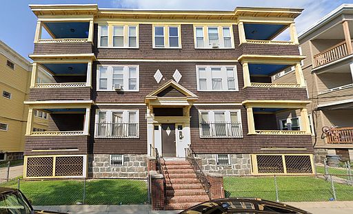 1st image of 41 Hiawatha Rd APT 2R