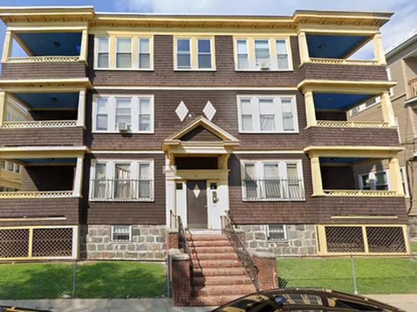 41 Hiawatha Rd APT 2R, Mattapan, MA 02126